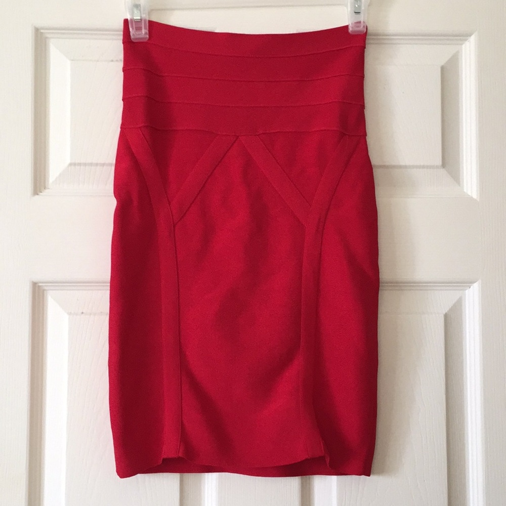 Bebe Bodycon Skirt🔥